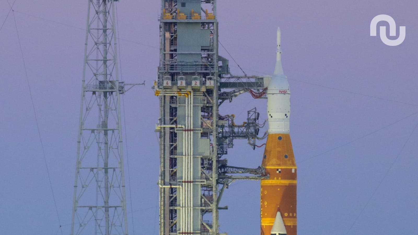 Jumelles obligatoires : l'astuce si vous voulez observer par vous-mêmes la mission Artémis II dans le ciel après son décollage vers la Lune