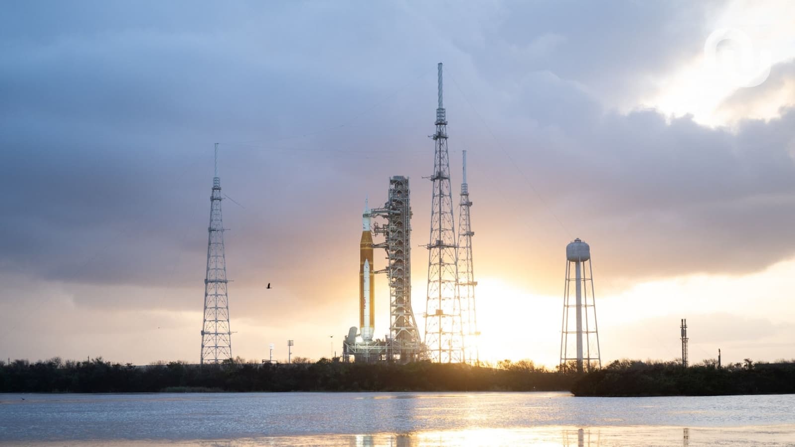 la NASA est sur le qui-vive à quelques jours du lancement de la mission lunaire Artémis 2 — Nuages, vents et tempête solaire sous haute surveillance